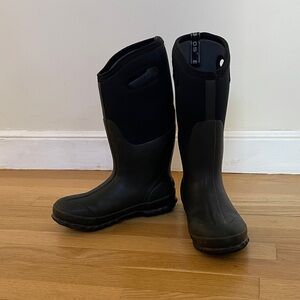 Bogs women’s Classic High Boots, -40F, size 8/39